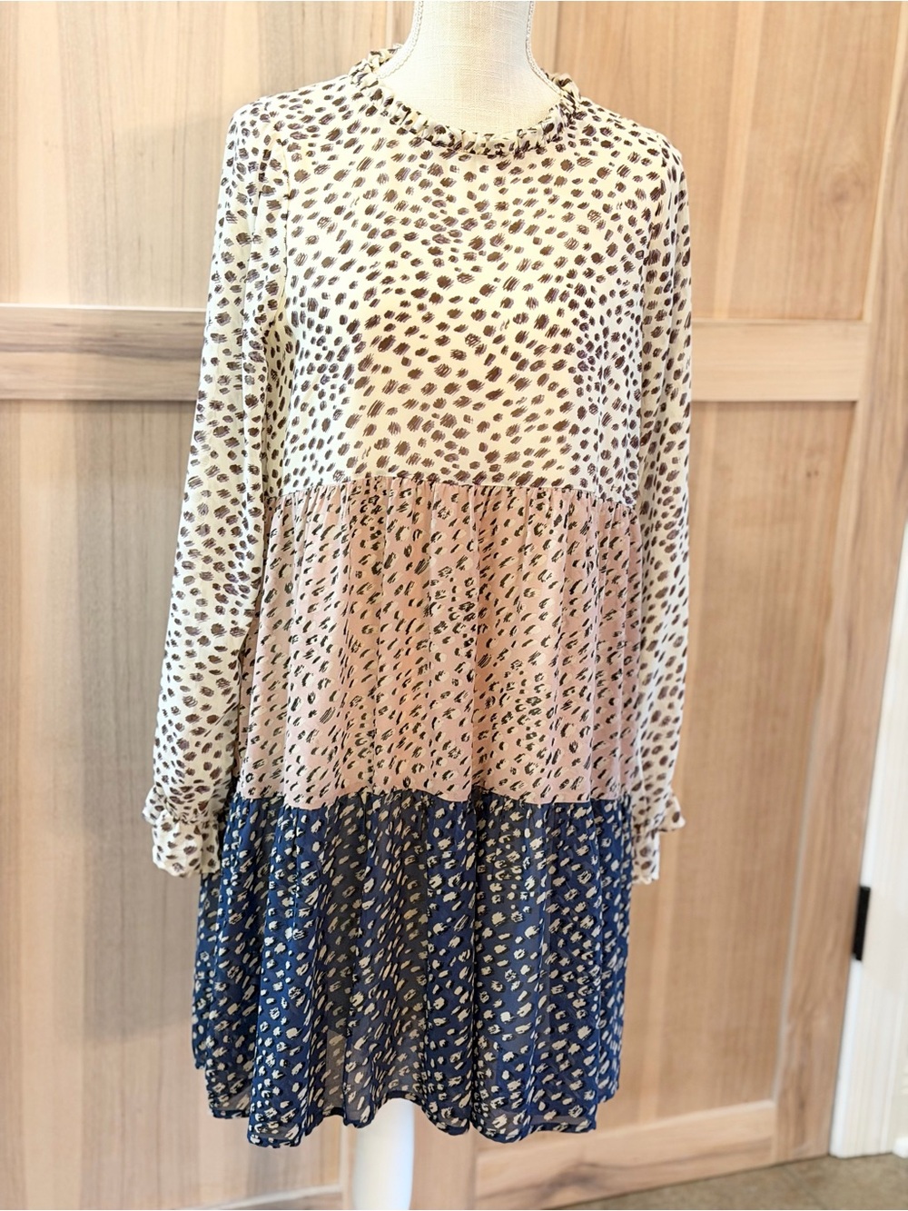 Staccato Neutral Colorblock Babydoll MIDI Dress. Leopard | Flowy | Prairie Sz-M